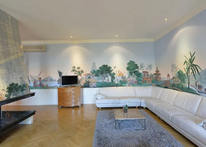 Panoramic Loft