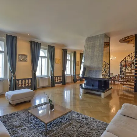 Panoramic Loft Lägenhet